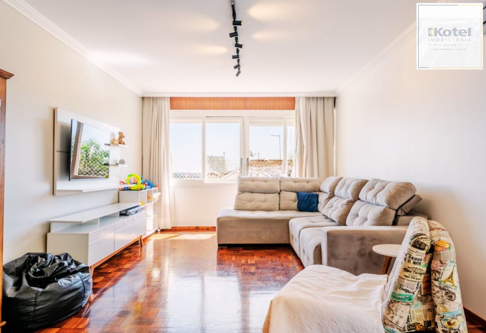 Apartamento com 164.55m², 3 dorm, Moinhos de Vento