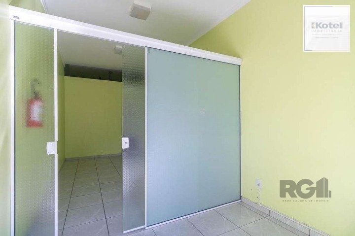 Sala Comercial à venda, 32m², Camaquã - Porto Alegre — foto 2