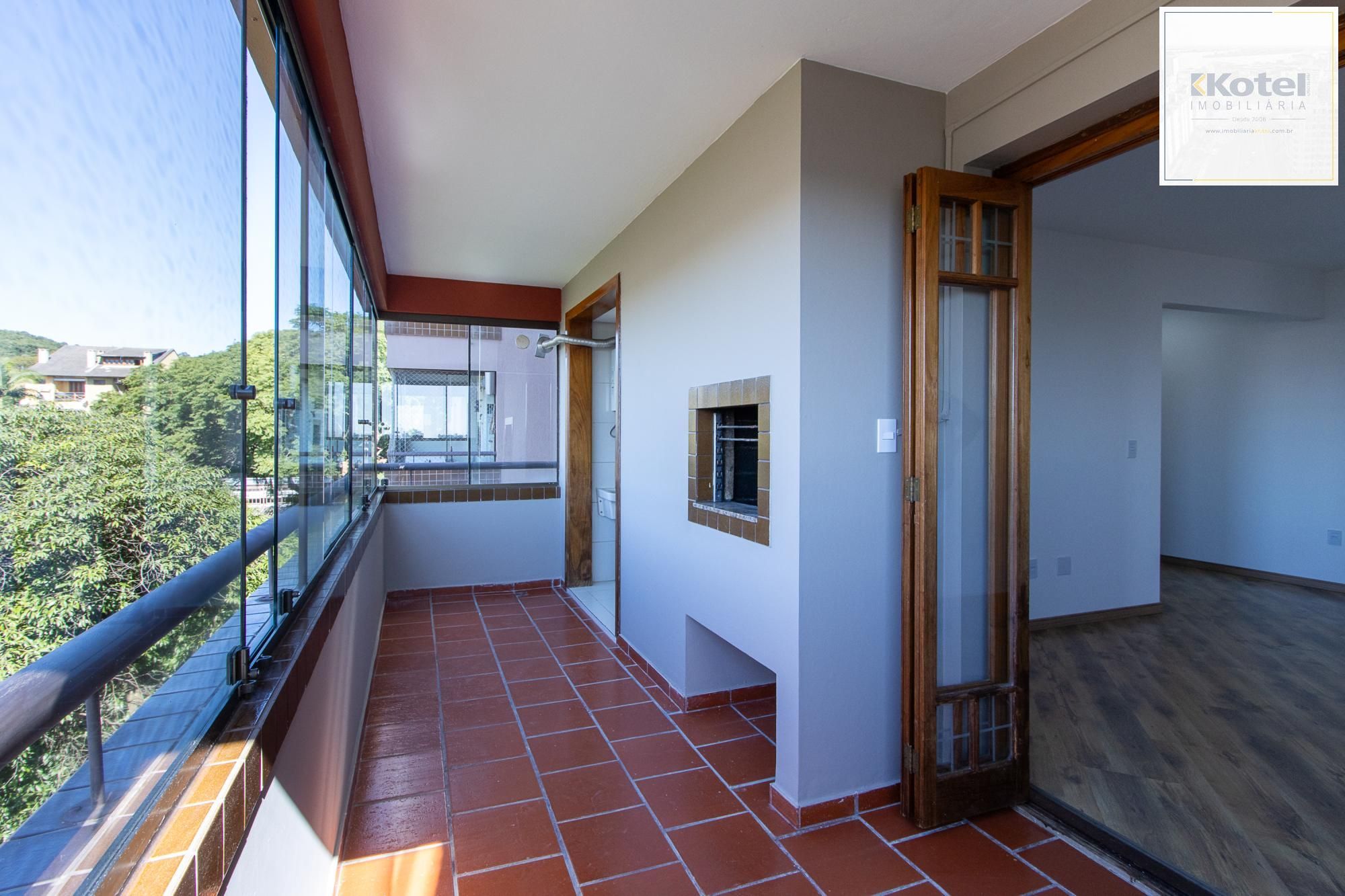 Apartamento de 2 dormitórios, 1 suíte e 2 vagas de garagem no bairro Tristeza. — foto 5