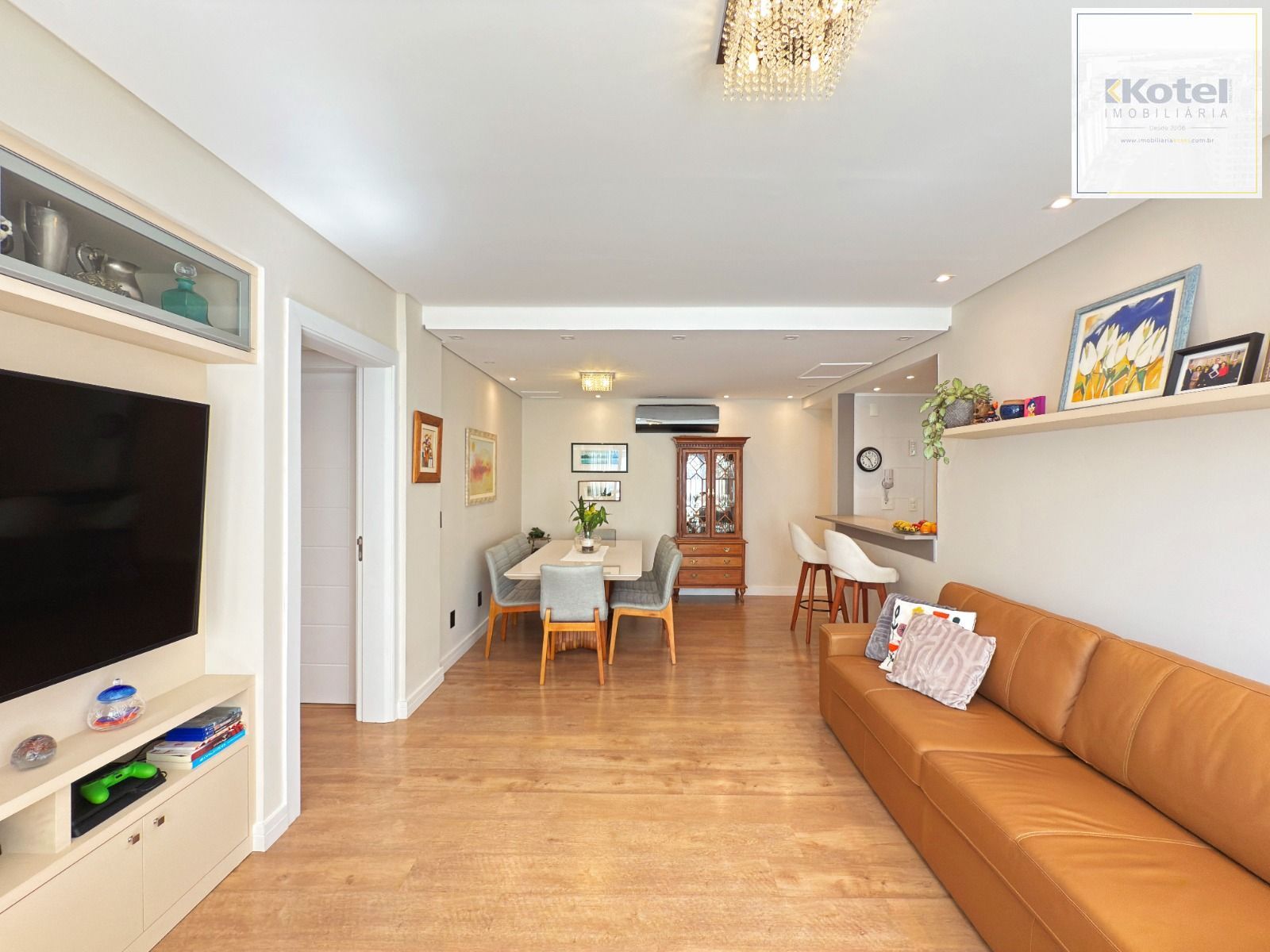 Excelente apartamento de 3 dormitórios, 1 suíte e 2 vagas de garagem. — foto 3