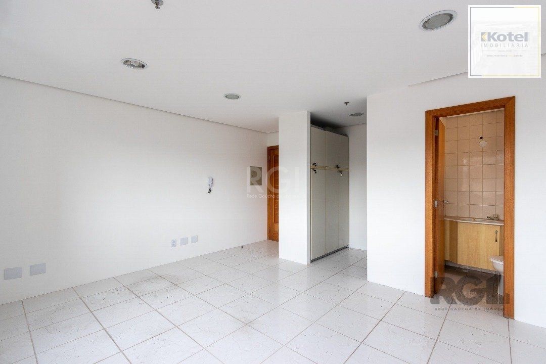 Sala Comercial à venda, 27m², Menino Deus - Porto Alegre