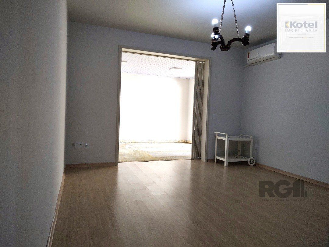 Apartamento Garden, 2 quartos, 1 suite, 2 banheiros, dependência de empregada - Bairro Petrópolis — foto 3