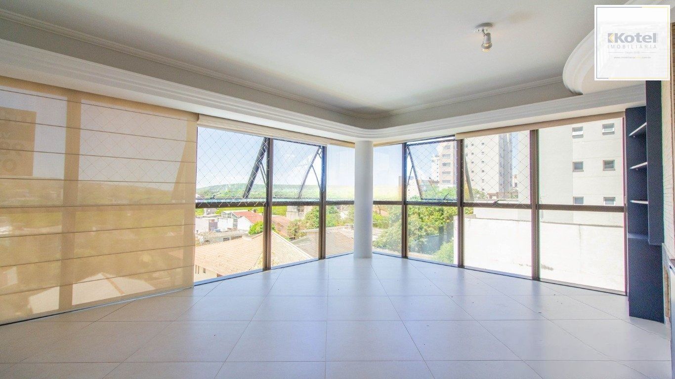 Vista Panorâmica, 3 Dormitórios com Suíte e 2 Vagas no Petrópolis — foto 2