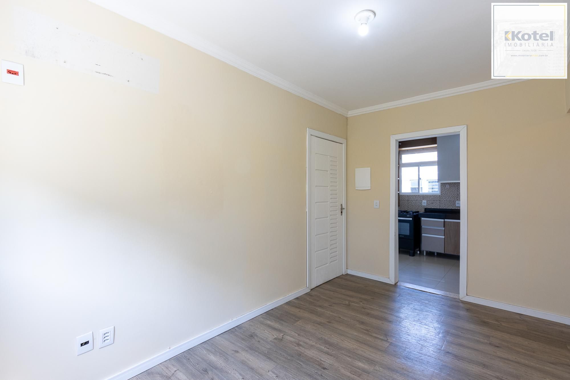 APARTAMENTO LOCADO, REFORMADO, 3 QUARTOS, 1 VAGA ROTATIVA - BAIRRO CAMAQUÃ — foto 4