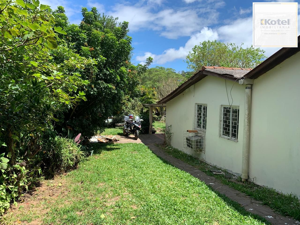Casa 3 quartos à venda, 265m², Vila Nova - Porto Alegre