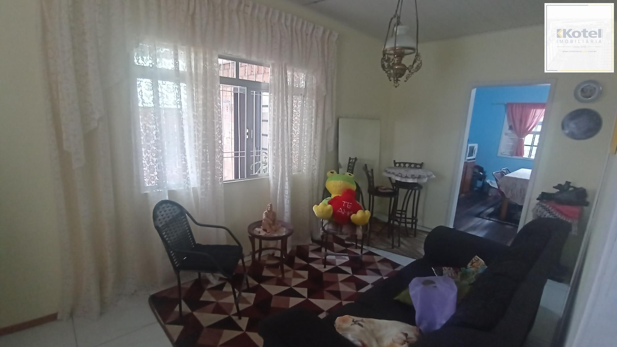 Casa com 2 dormitórios no bairro Glória — foto 5