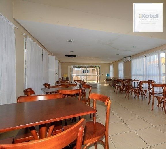 Casa Condominio para Venda - 220.25m², 3 dormitórios, sendo 3 suites, 2 vagas - Pedra Redonda