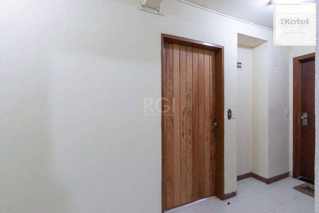 Apartamento para Venda - 59.35m², 2 dormitórios, 1 vaga - Cristal — foto 2