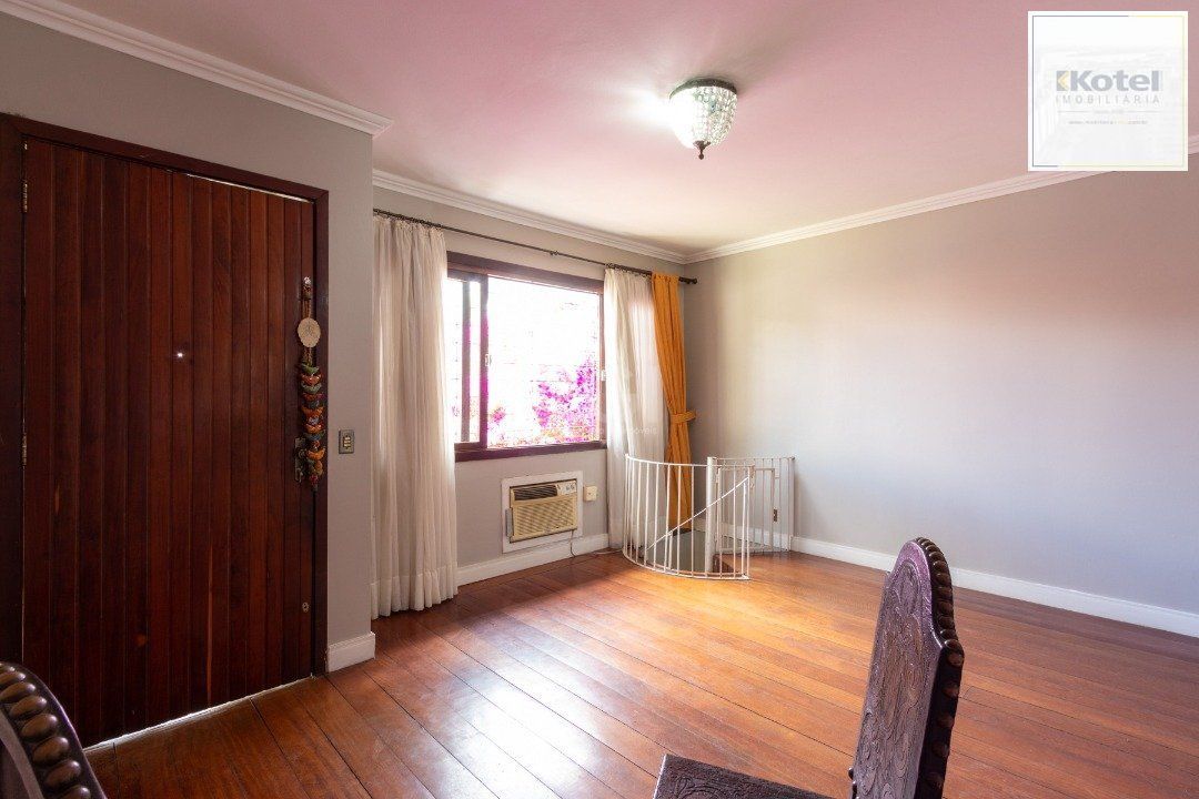 Casa para Venda - 202m², 3 dormitórios, sendo 1 suites, 2 vagas - Cristal — foto 5