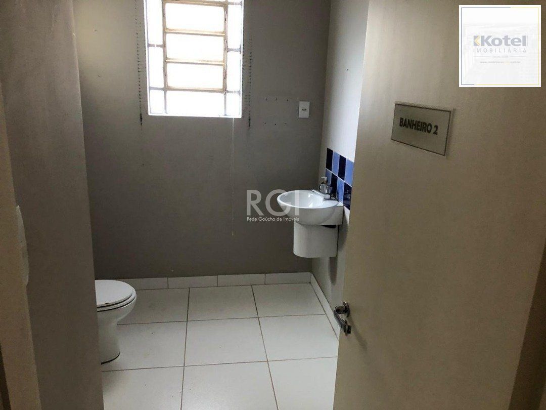 Casa Comercial para Venda - 0m², 0 dormitórios, Petrópolis