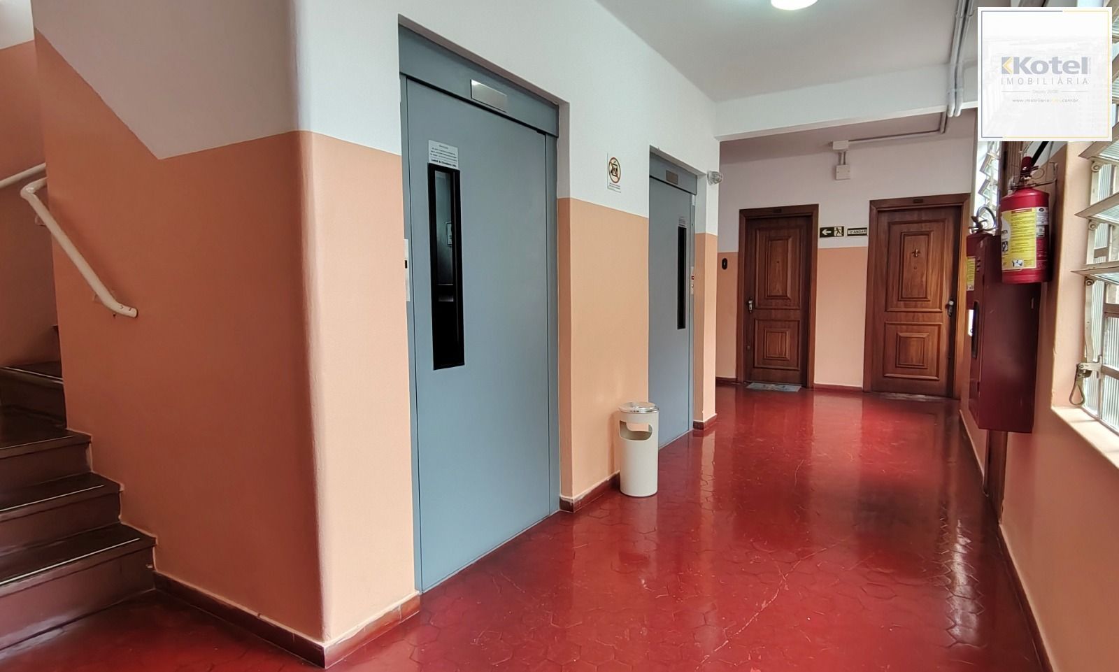 Apartamento de 3 dormitórios, 2 banheiros no Centro Histórico.