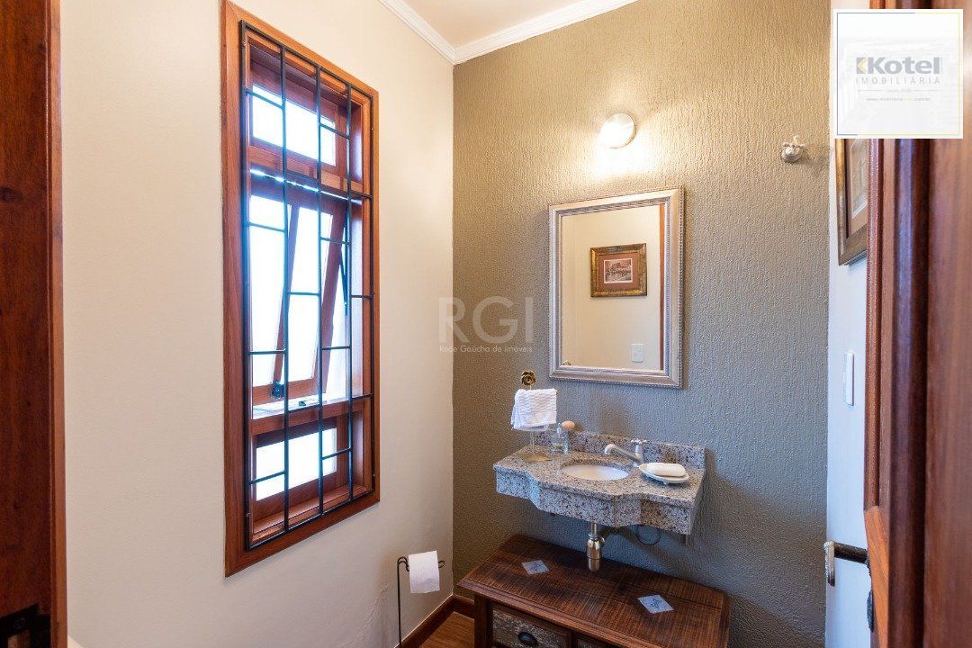 Casa Condominio para Venda - 225.18m², 3 dormitórios, sendo 1 suites, 2 vagas - Jardim Isabel — foto 4