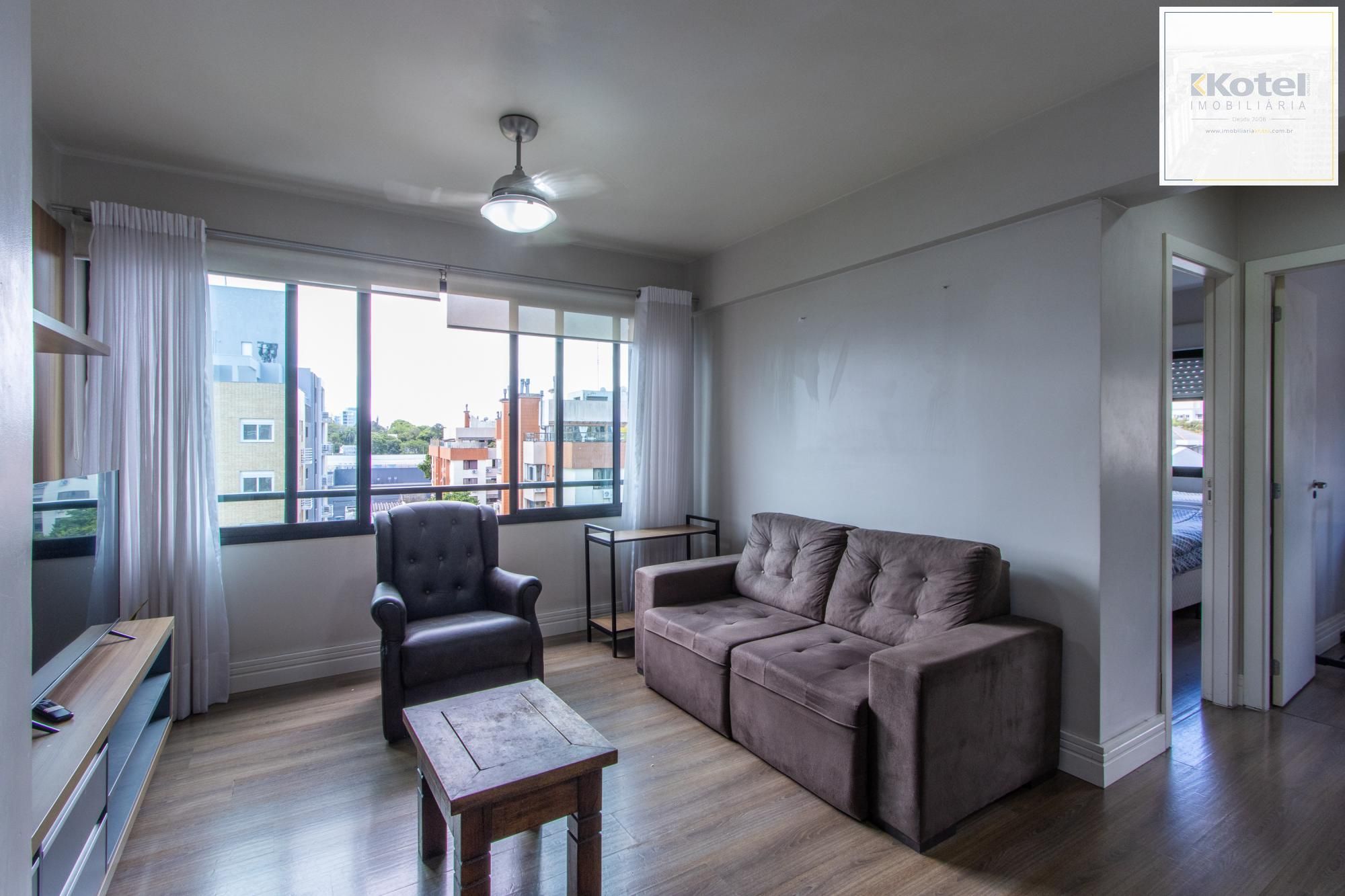 Ótimo apartamento de 2 quartos, 1 suíte e 2 vagas de garagem cobertas.