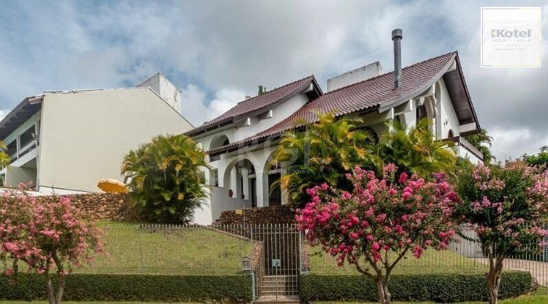 Casa para Venda - 456m², 3 dormitórios, sendo 2 suites, 2 vagas - Vila Assunção — foto 2