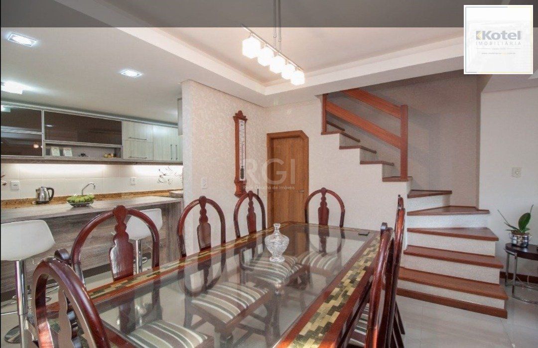 Casa 3 quartos à venda, 256m², Vila Assunção - Porto Alegre