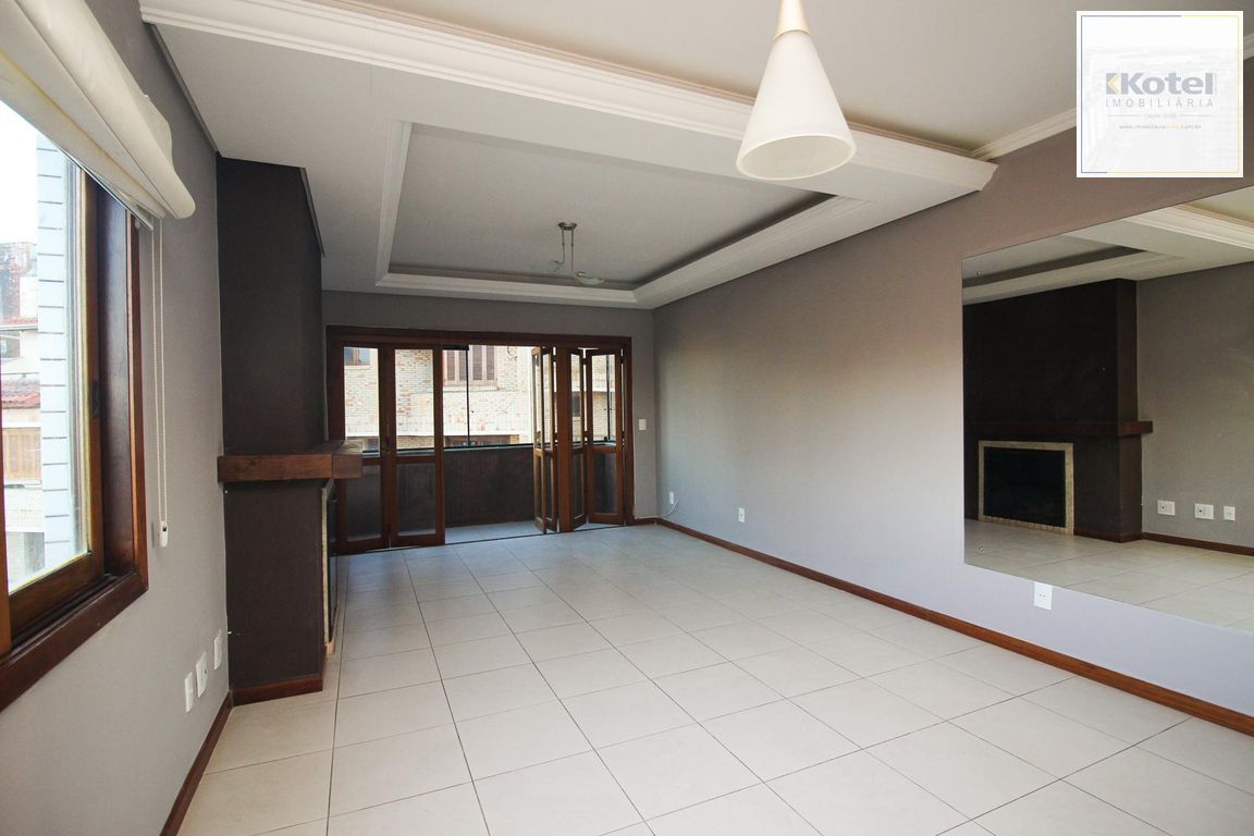 Apartamento de 2 dormitórios, 1 suíte, closet e 2 vagas de garagem . — foto 3