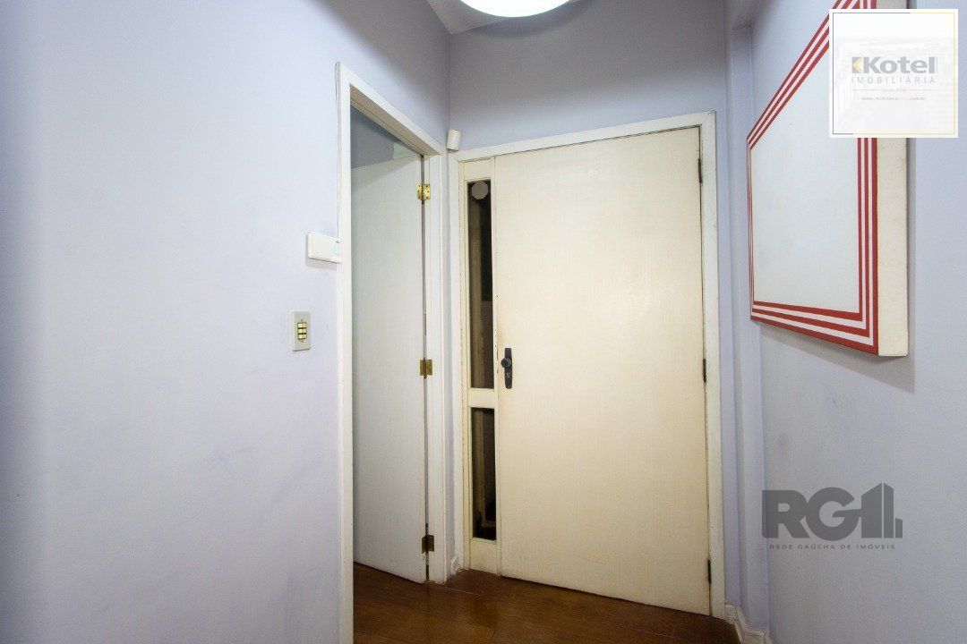 Sala Comercial à venda, 93m², Centro Histórico - Porto Alegre