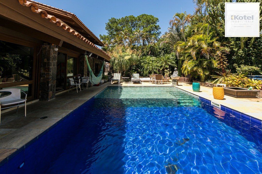 Casa para Venda - 370m², 5 dormitórios, sendo 2 suites, 7 vagas - Vila Assunção — foto 2