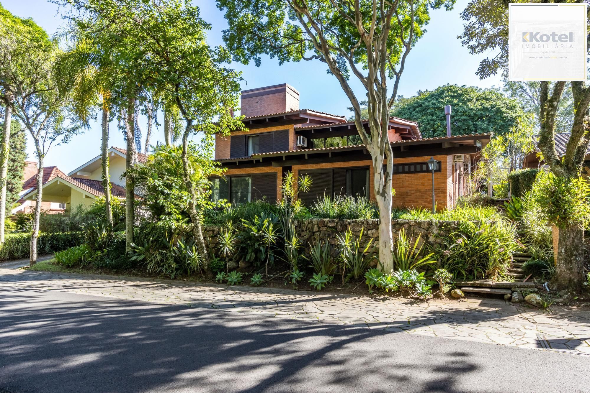 Casa de Condomínio 4 quartos à venda, 394m², Cavalhada - Porto Alegre — foto 2