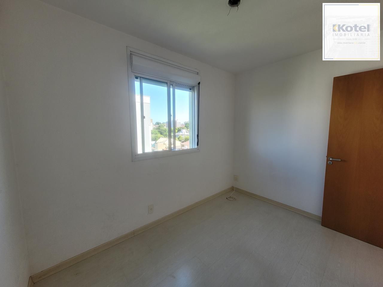 APARTAMENTO COM 2 DORMITORIOS,  1 VAGA COBERTA E ELEVADOR. — foto 5