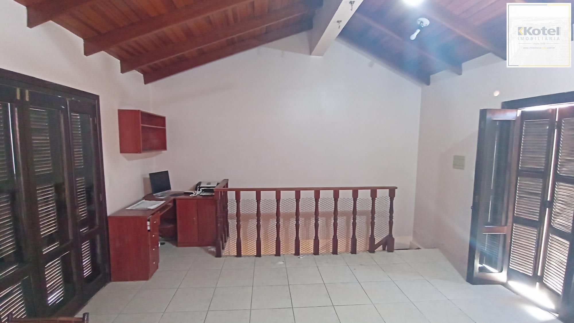 Cobertura com 2 dormitórios no bairro Petrópolis — foto 4