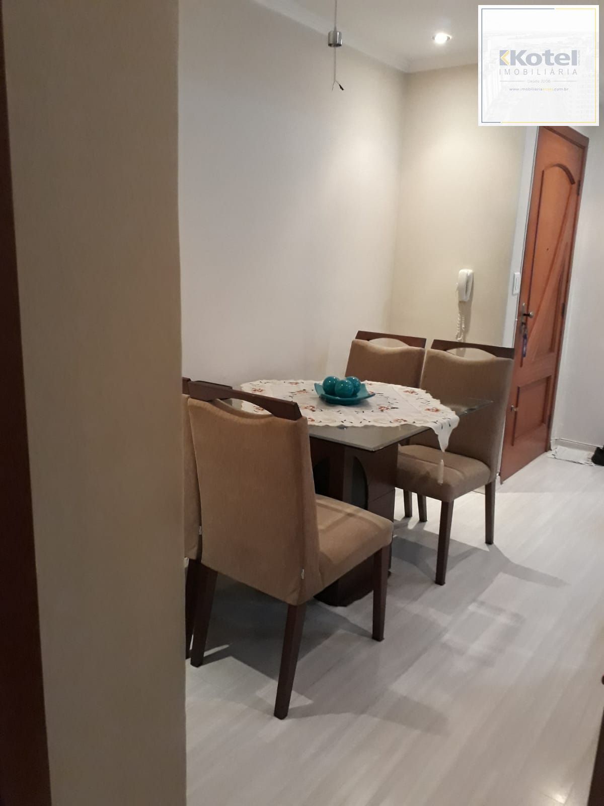 Apartamento de 52m², 2 dormitório, no Bairro Vila Nova, infraestrutura completa.
