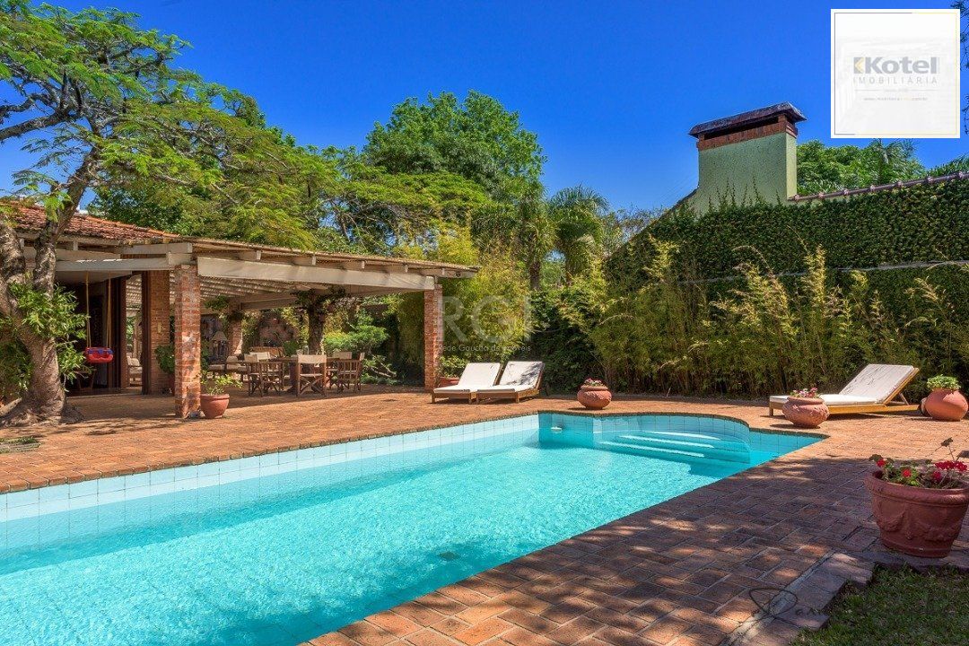 Casa para Venda - 418m², 5 dormitórios, sendo 1 suites, 6 vagas - Tristeza — foto 4