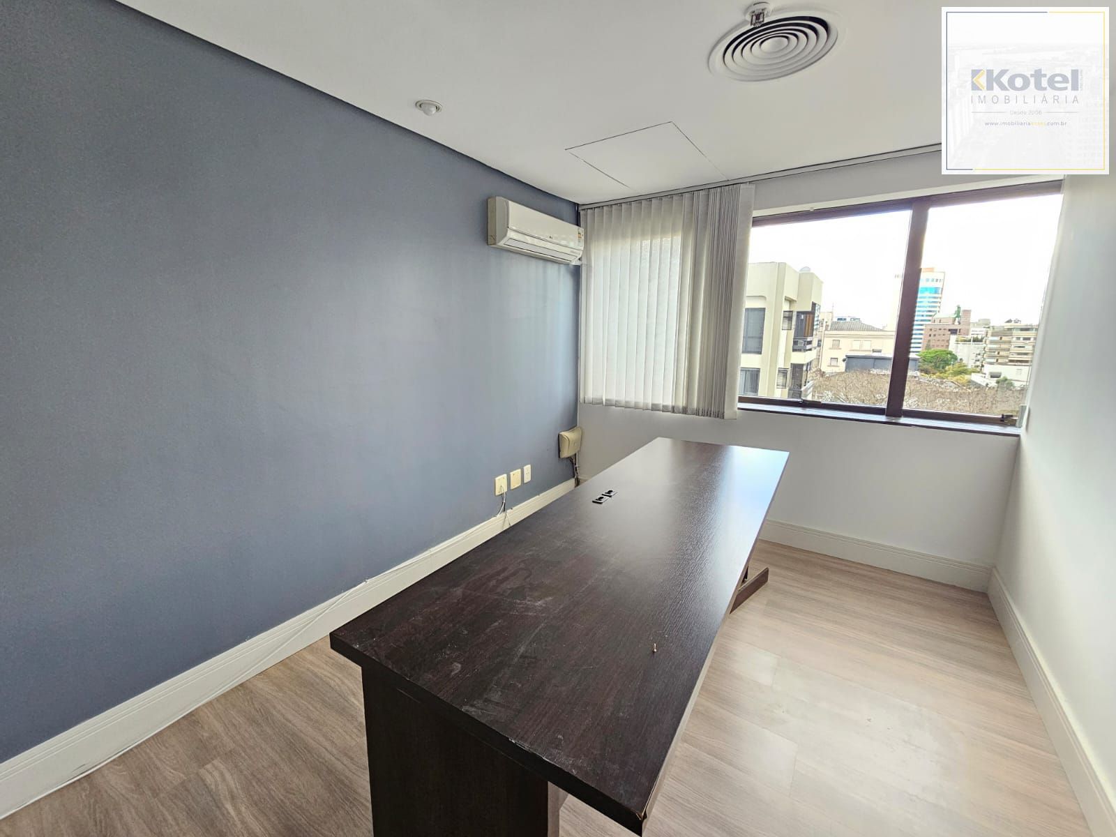 Sala Comercial 3 quartos à venda, 61m², Moinhos de Vento - Porto Alegre