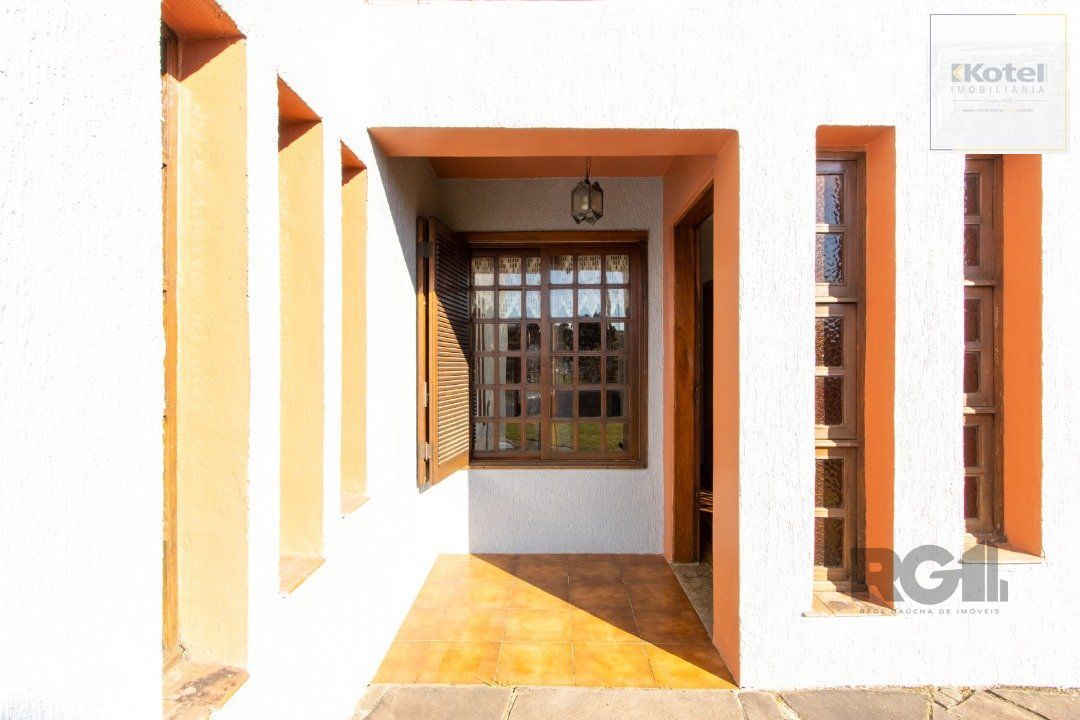 Casa para Venda - 300m², 3 dormitórios, sendo 1 suites, 4 vagas - Tristeza — foto 4