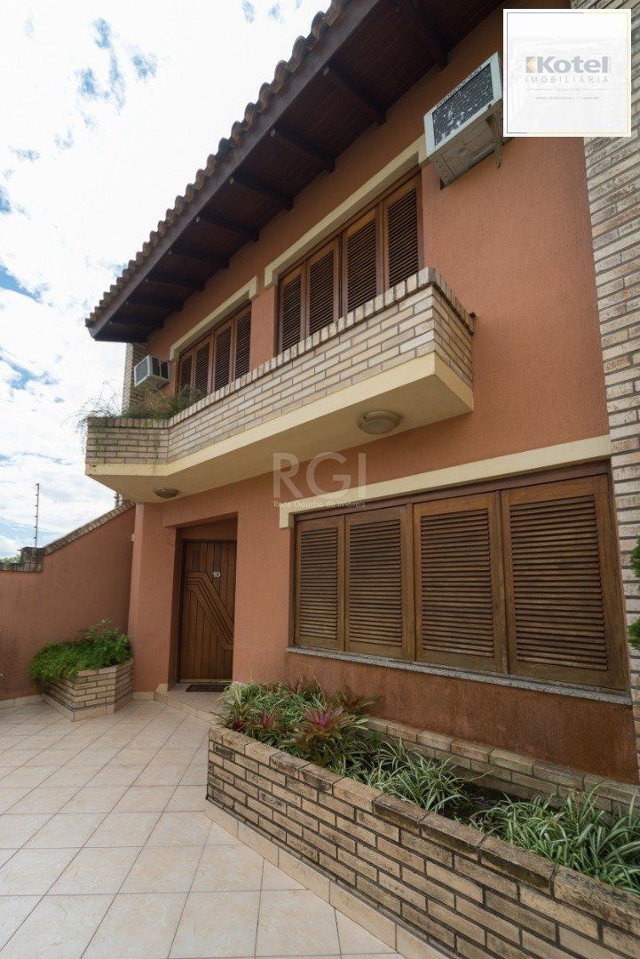 Casa Condominio para Venda - 240m², 3 dormitórios, sendo 1 suites, 3 vagas - Tristeza — foto 2