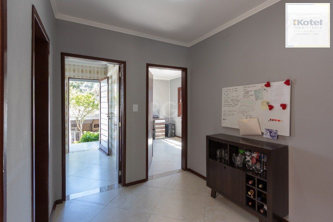 Casa para Venda - 176m², 4 dormitórios, sendo 1 suíte, 3 vagas - Espirito Santo — foto 5