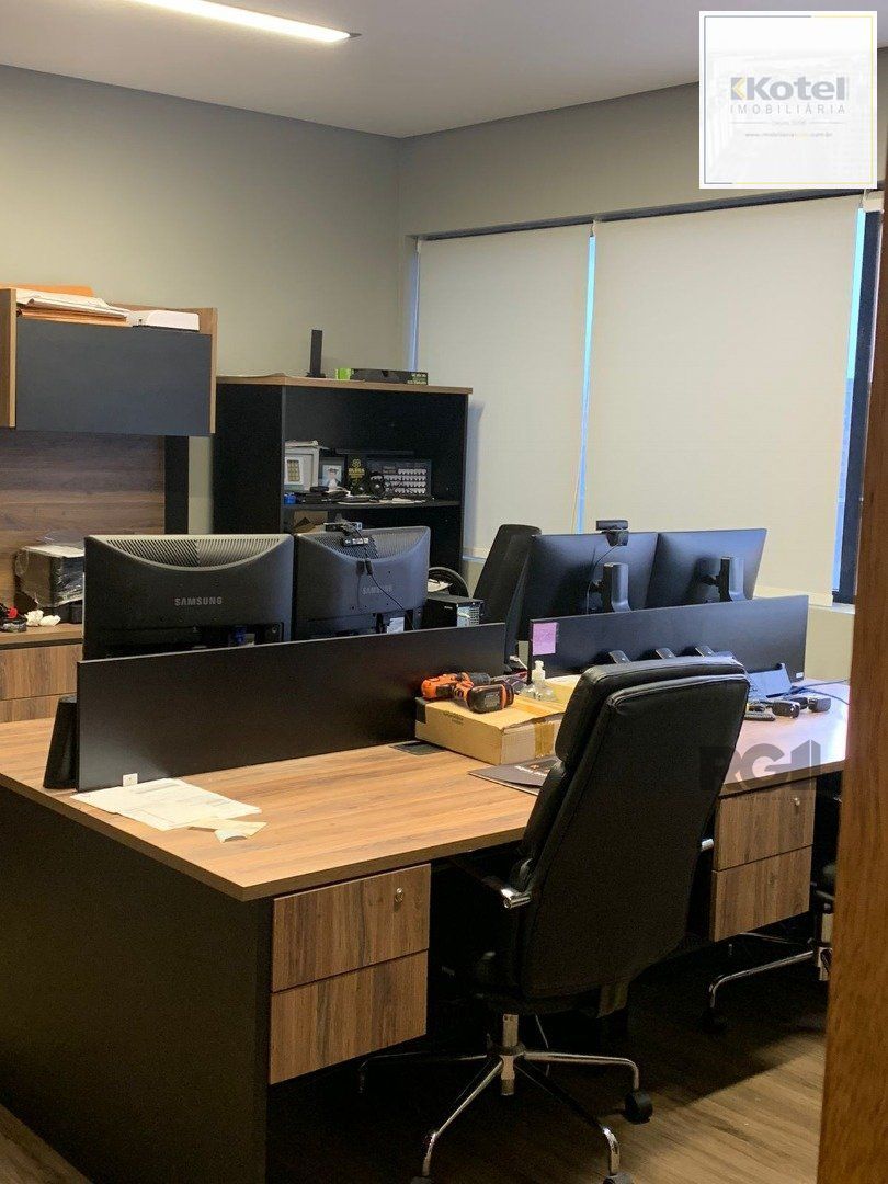 Sala Comercial à venda, 65m², Menino Deus - Porto Alegre — foto 2
