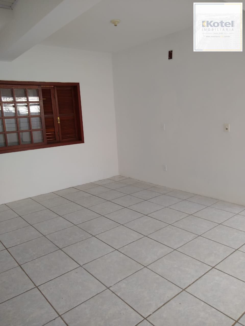 Casa 2 quartos à venda, 329m², Cristal - Porto Alegre — foto 2