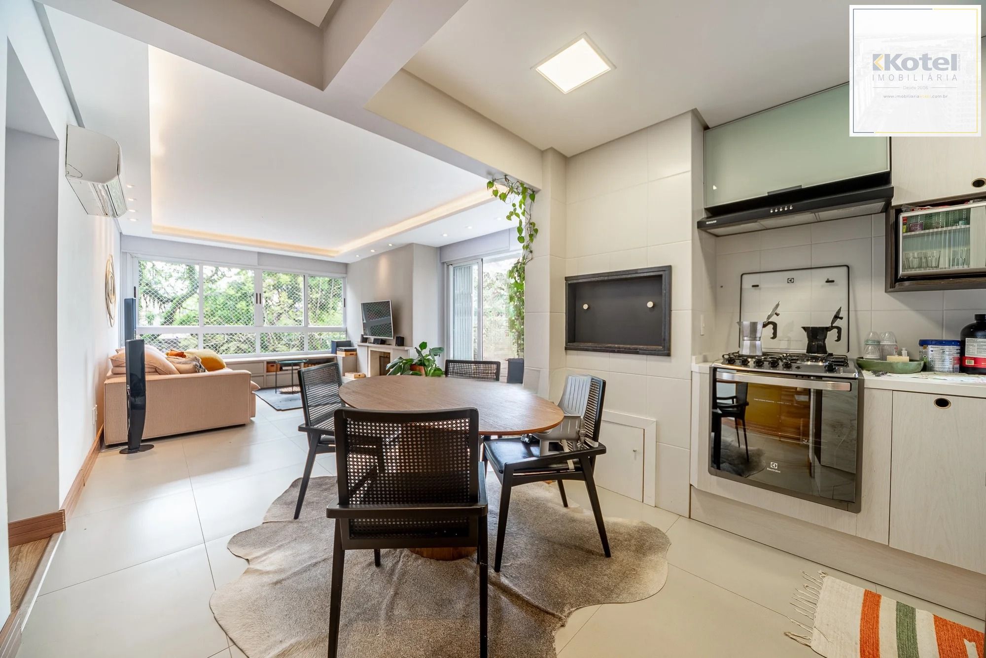 Apartamento Garden com 136m² e 3 dormitórios, 1 suíte, 2 vagas