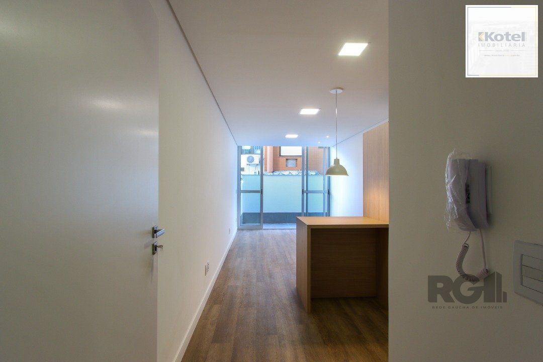 Apartamento em Porto Alegre no Bairro Petrópolis, de 1 quarto, GARDEN , semi mobiliado — foto 2