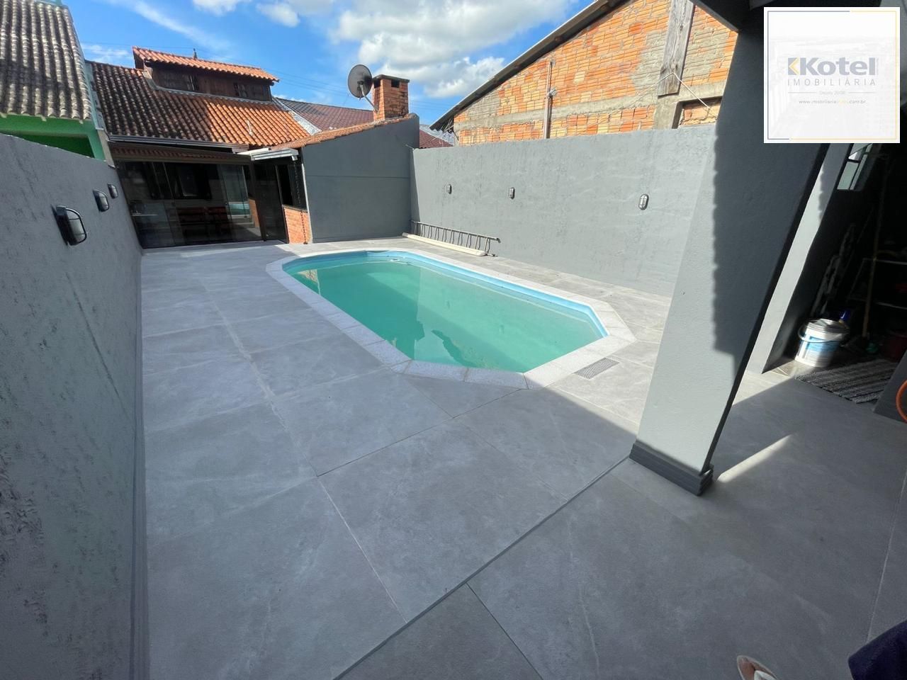 Casa 4 quartos à venda, 67m², Hípica - Porto Alegre