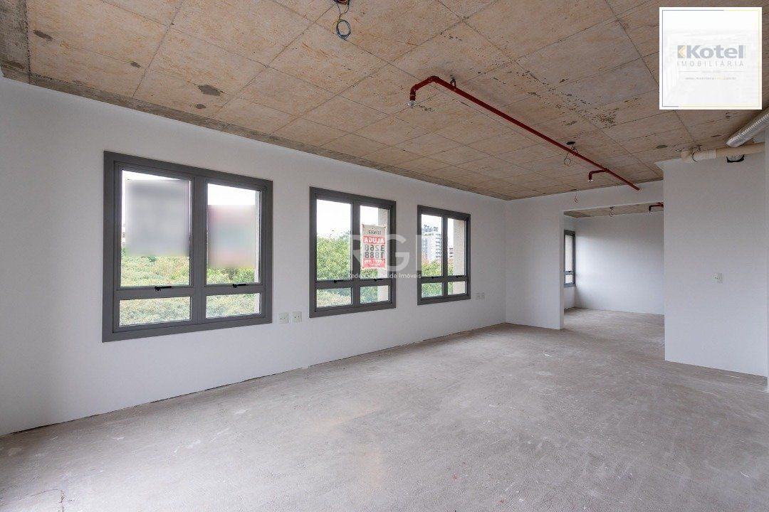 Conjunto/Sala para Venda - 70.83m², 0 dormitórios, São João