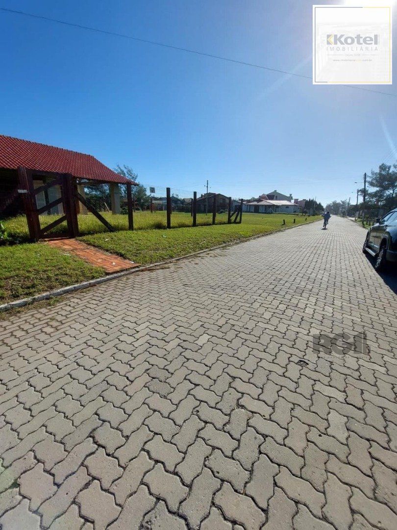Casa a beira mar de Imbe na frente calçadão . Mobiliada , super bem conservada . Composta por 4 dormitórios sendo 1 suíte — foto 5