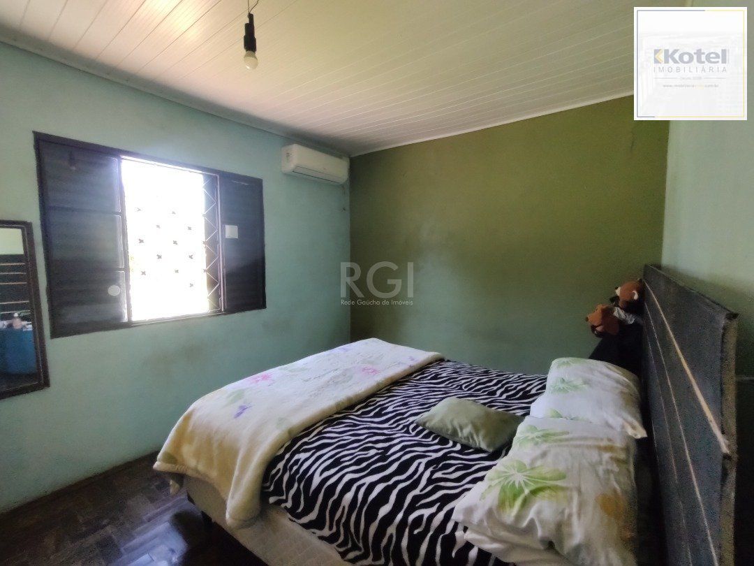 Casa para Venda - 100m², 3 dormitórios, 2 vagas - Lomba do Pinheiro — foto 4