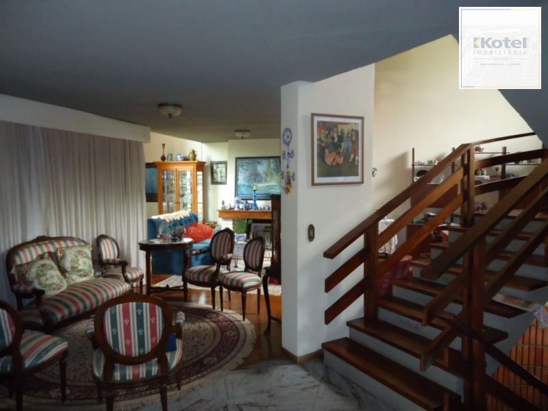 Casa para Venda - 290m², 3 dormitórios, sendo 1 suites, 3 vagas - Nonoai — foto 4