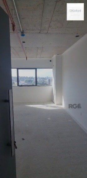 Loft  no bairro Teresópolis, com aproximadamente 29,80m² de área privativa — foto 2