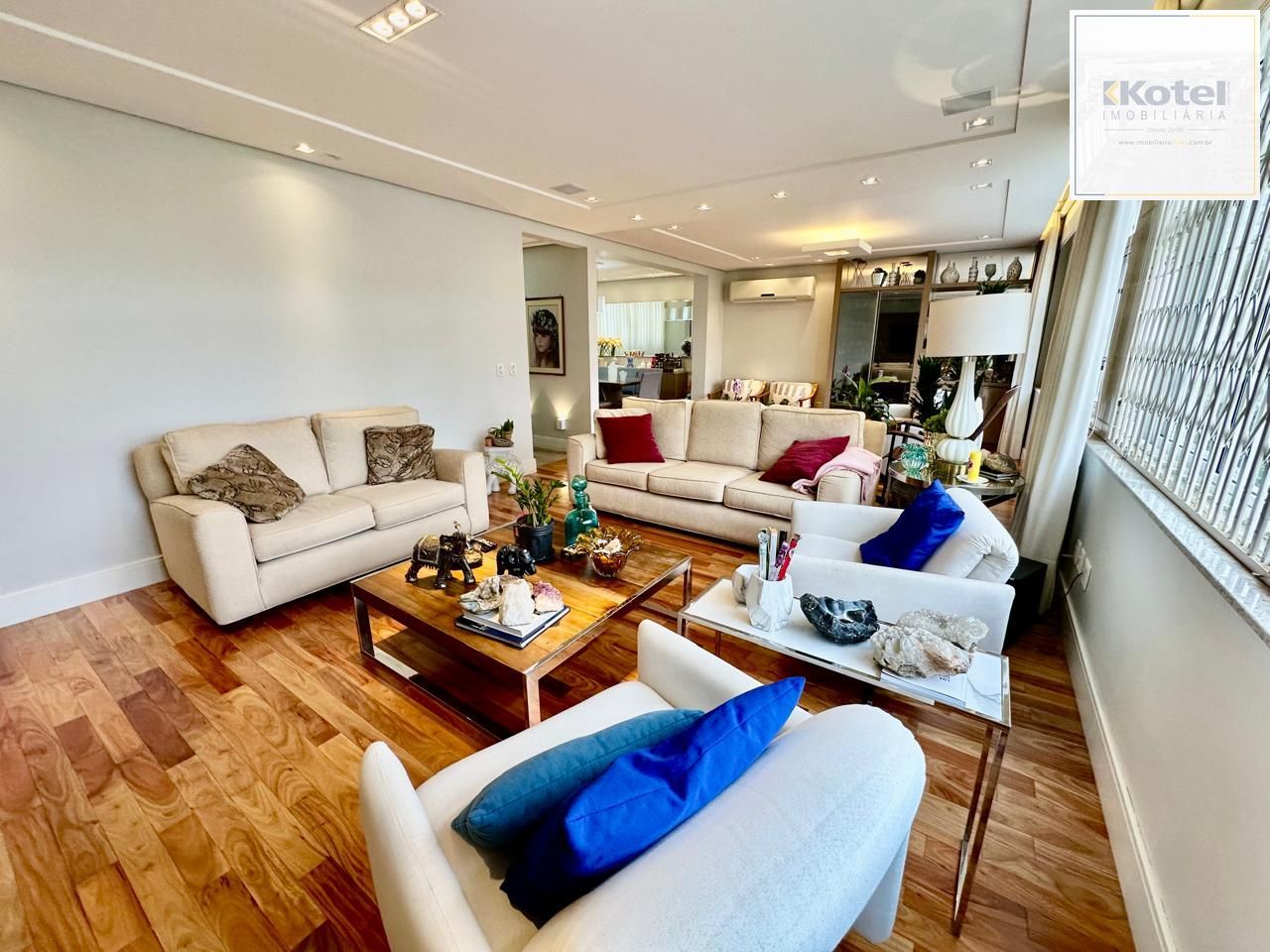 Apartamento amplo na Cidade Baixa – 155 m² | 3 dormitórios | 2 vagas