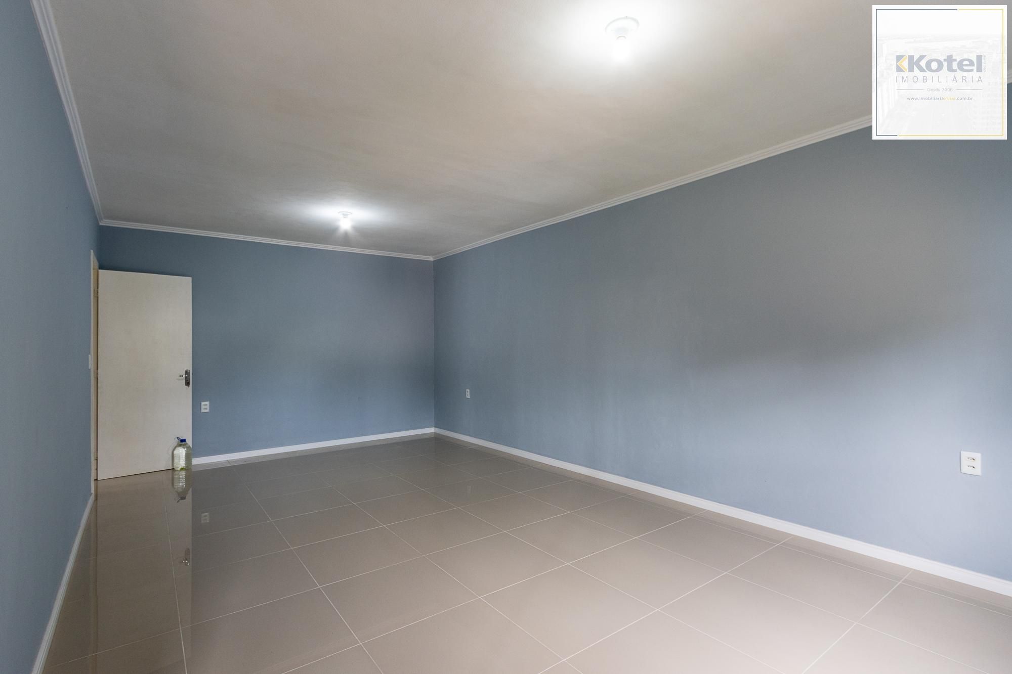 Terreno com 2 casas, 4 quartos, 1 suite - Bairro Cavalhada — foto 4