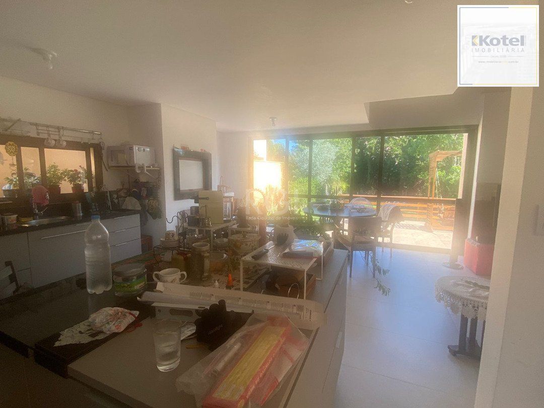 Casa Condominio para Venda - 300m², 3 dormitórios, sendo 3 suites, 4 vagas - Terra Ville