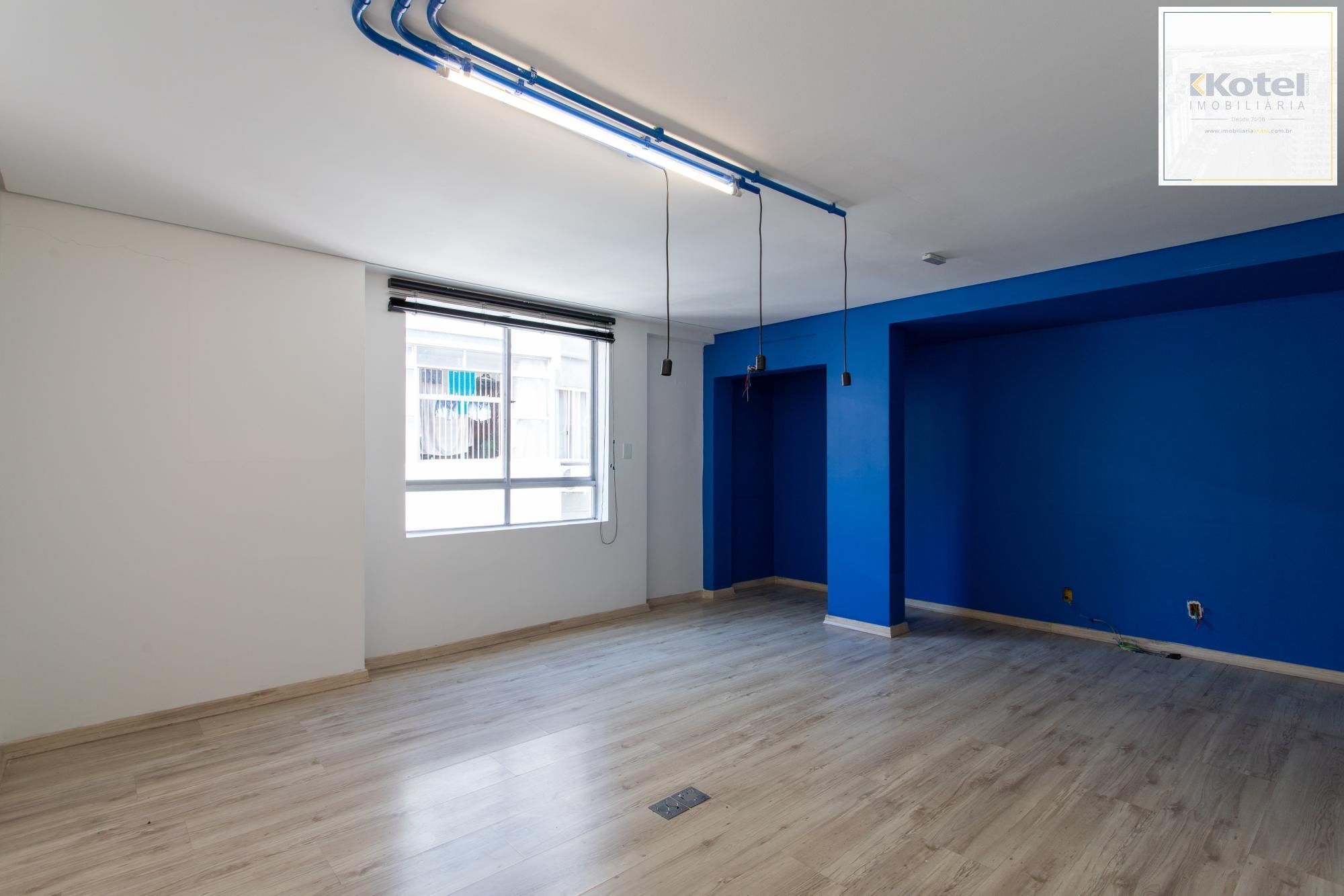 Andar inteiro com 214 m²