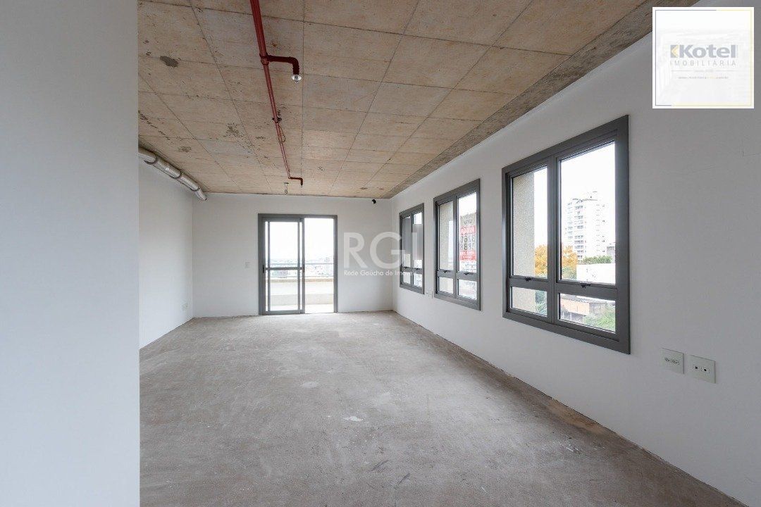 Conjunto/Sala para Venda - 104m², 0 dormitórios, São João