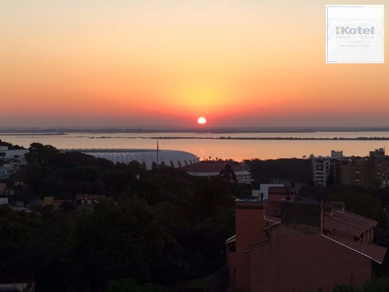Casa Condominio para Venda - 350m², 4 dormitórios, sendo 1 suites, 2 vagas - Santa Tereza