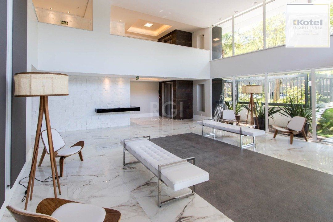 Cobertura para Venda - 230.43m², 3 dormitórios, sendo 3 suites, 2 vagas - Menino Deus — foto 3