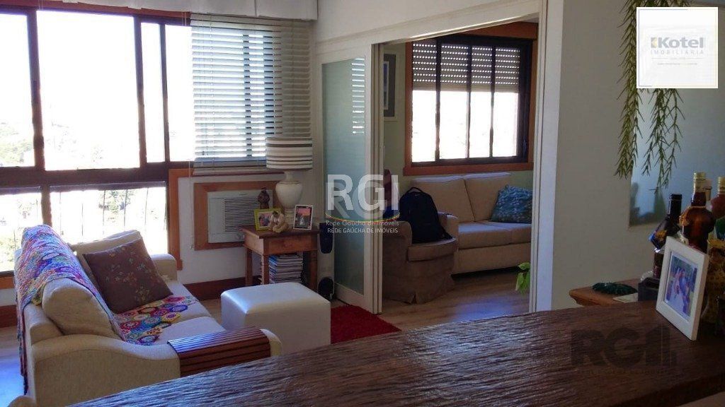 Apartamento para Venda - 90m², 3 dormitórios, sendo 1 suites, 1 vaga - Passo da Areia
