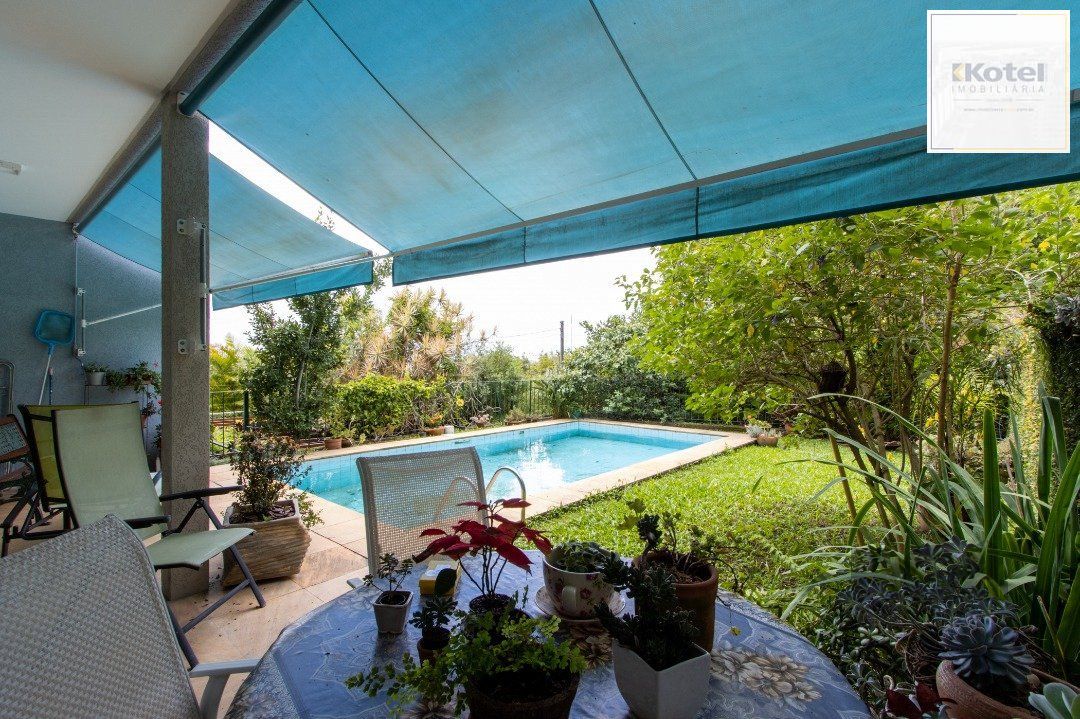 Sobrado com vista para Rio, 3 quartos, 2 suites, pátio, piscina, vaga para 4 carros - Bairro Vila Assunção — foto 3